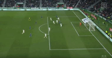 养伤近1年后复出？阿莫林：若马丁内斯进替补席，随时可登场